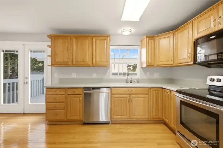 Kitchen offers a built in drying rack