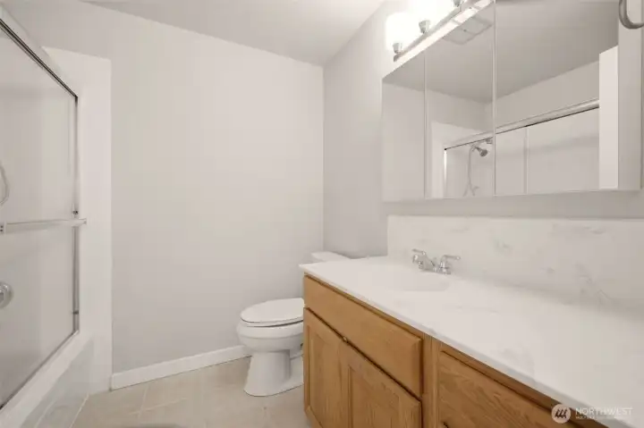 Bathroom on the first floor