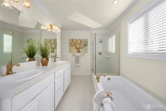 Gorgeous 5pc Primary bath