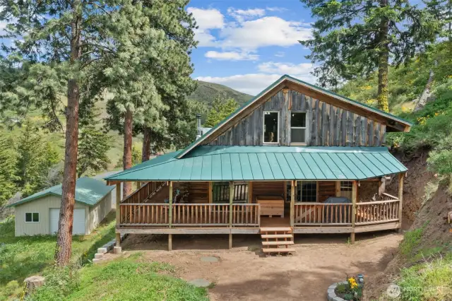 Rustic Custom Log Home