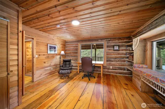 Main Floor Office/Bonus Room