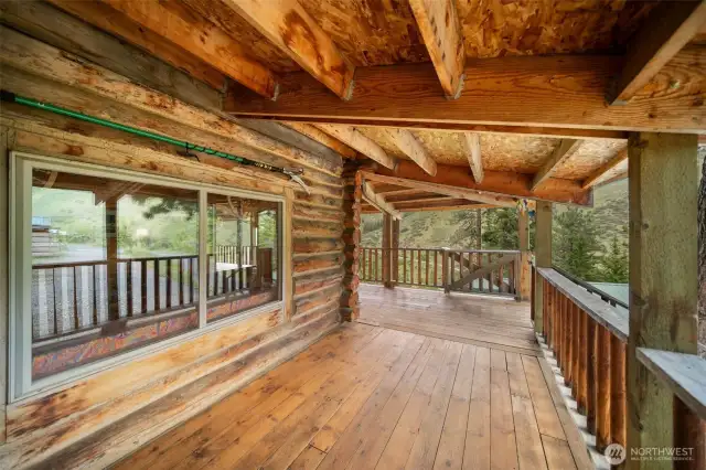 Wrap Around Covered Deck, Vast Views