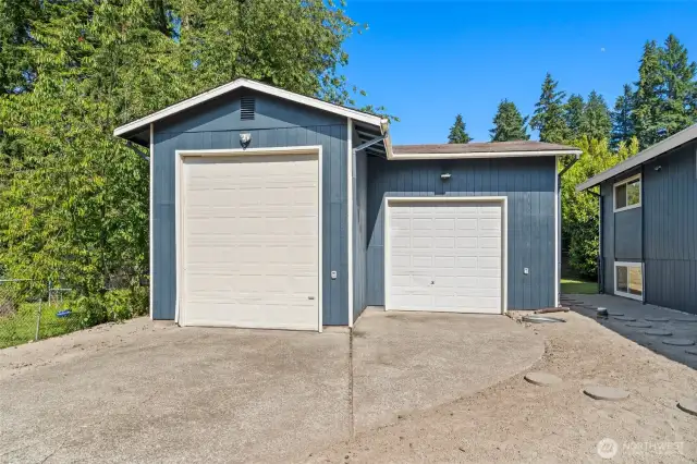 Large shop/ RV Parking.