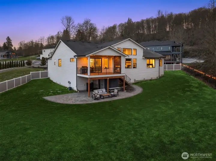 Lots of places for outdoor entertainment