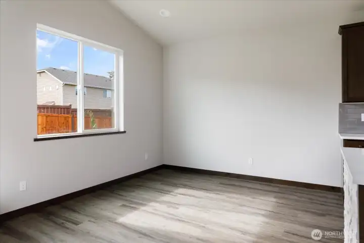 Photos of a similar house in the neighborhood