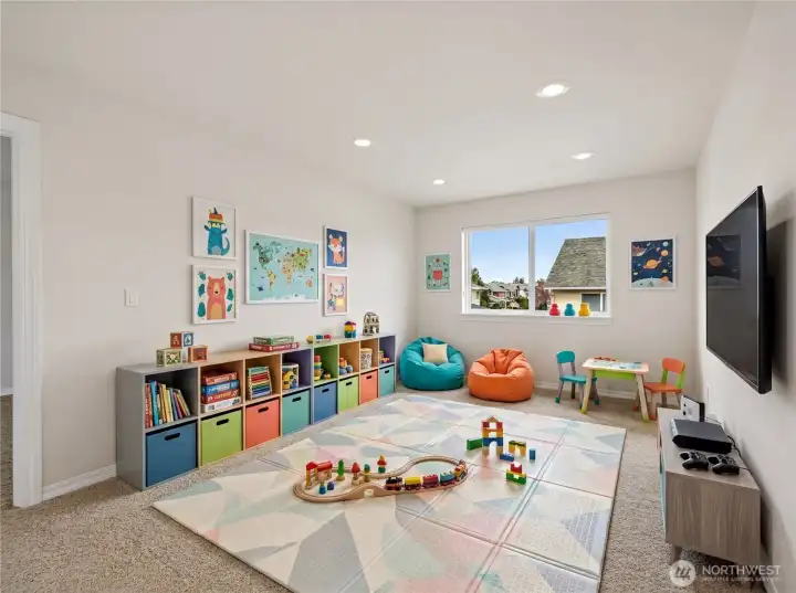 Loft. Virtually staged