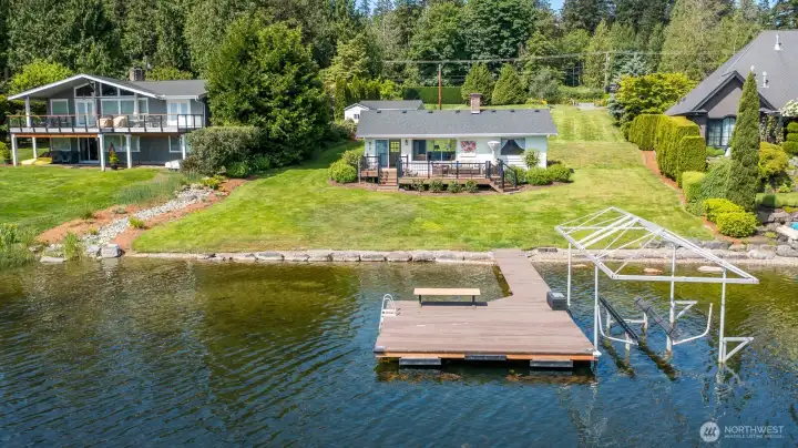 Lakefront cabin with dock and boat lift!
