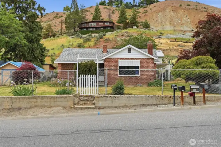 3 Bed/ 2 Bath home