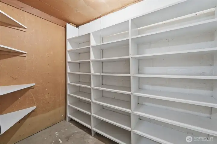 Lots of storage in closet in third bedroom