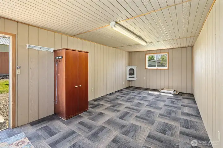 Office/bunk house space