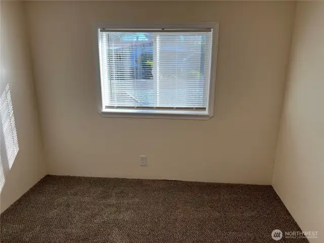 Second bedroom.