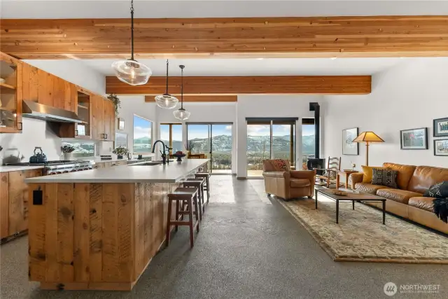 Rich mix of traditional and contemporary!
