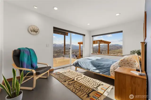 Primary bedroom focused on relaxation and contemplation!