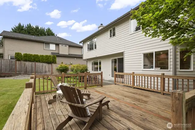 Patio and deck perfect for outdoor entertaining.