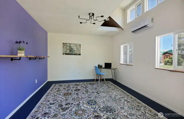 Studio/Office/Bonus Space with Heat Pump