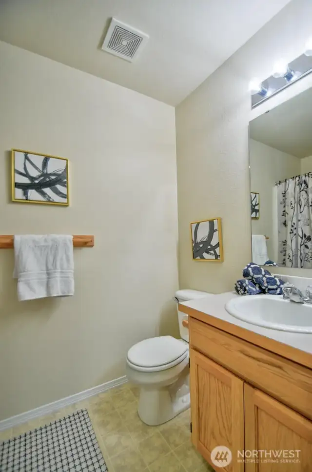 Hall full bath