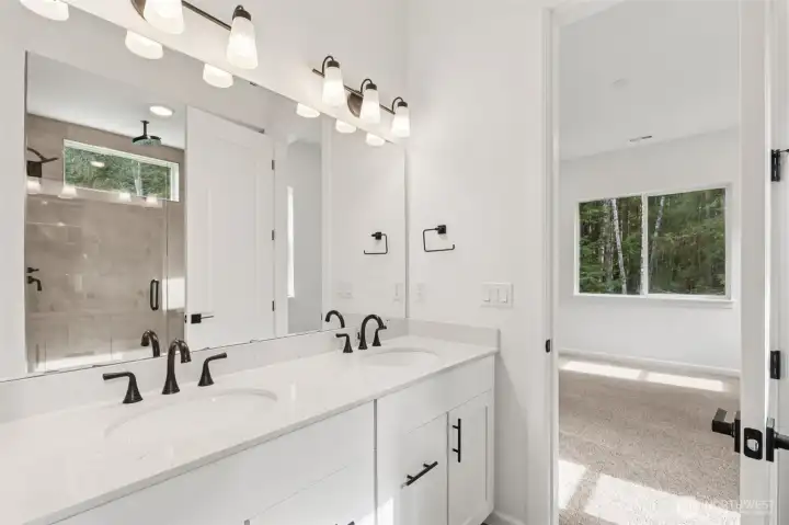 ***Actual Home *** Primary bath