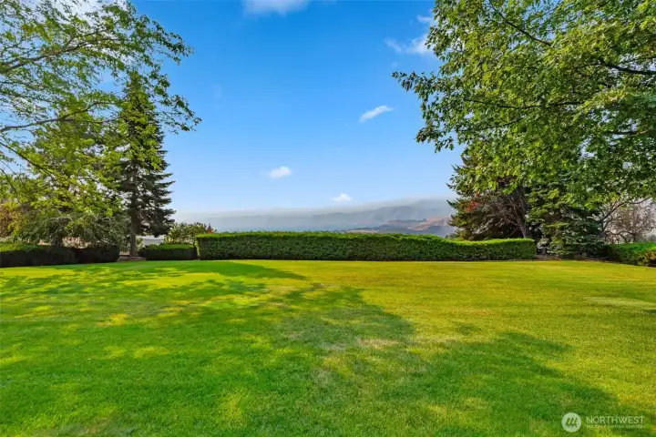 Sweeping views of the valley
