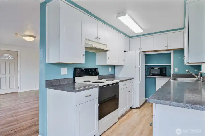 Bright Kitchen