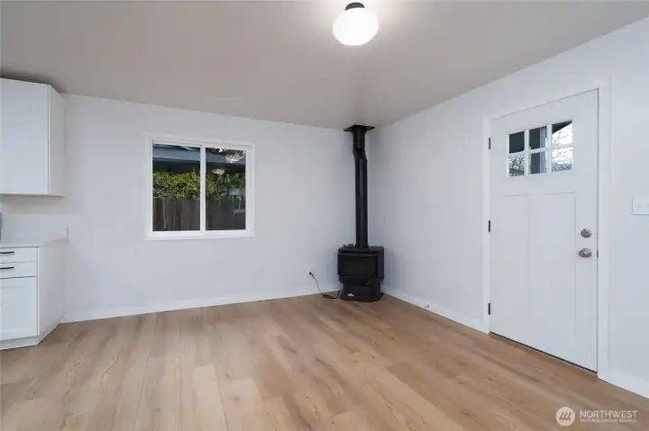 Step inside this recently remodeled 1000 sq ft home!