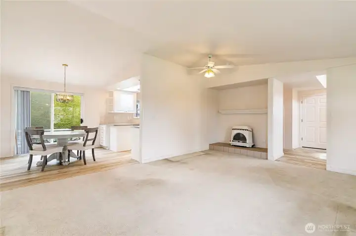 Looking into the dinning room and kitchen