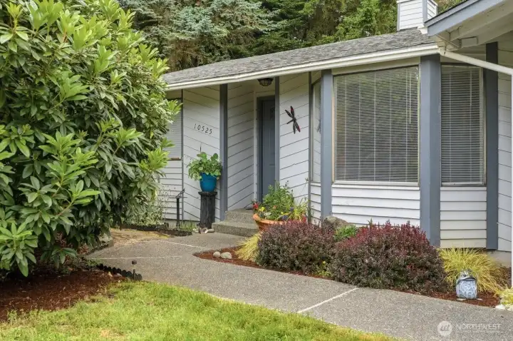 Seller Lives on the Left Side