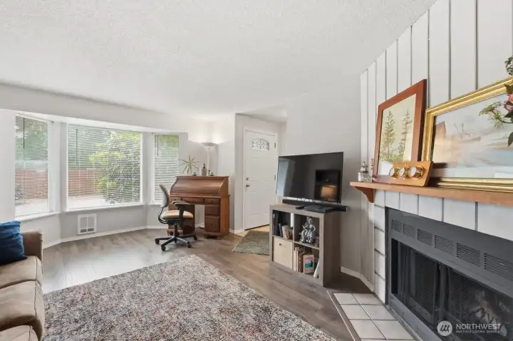 Lots of Light with Bay Window