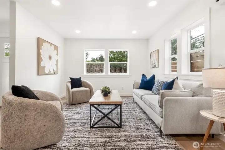 Welcome to this bright and cheery home.