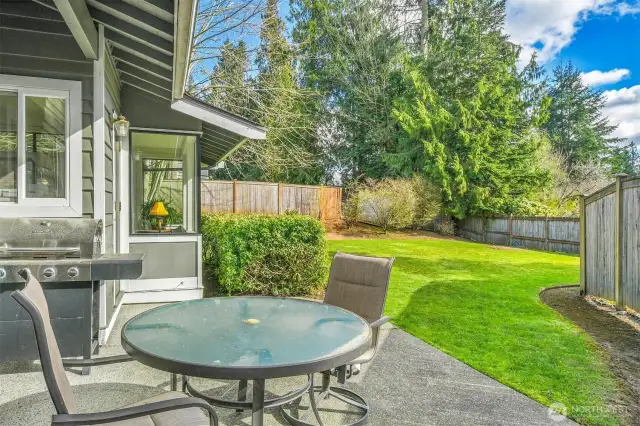 Unit B - Great outdoor space! (Fence has been fixed since photo was taken!)