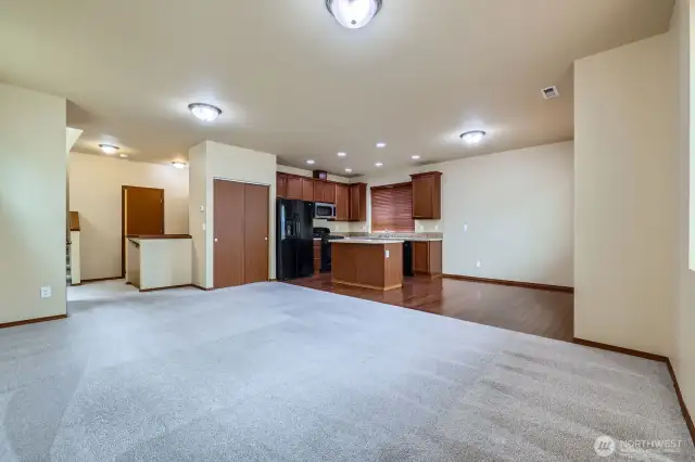 Living Room/Kitchen/Dining Area