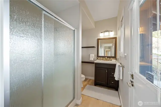 ensuite off Guest room