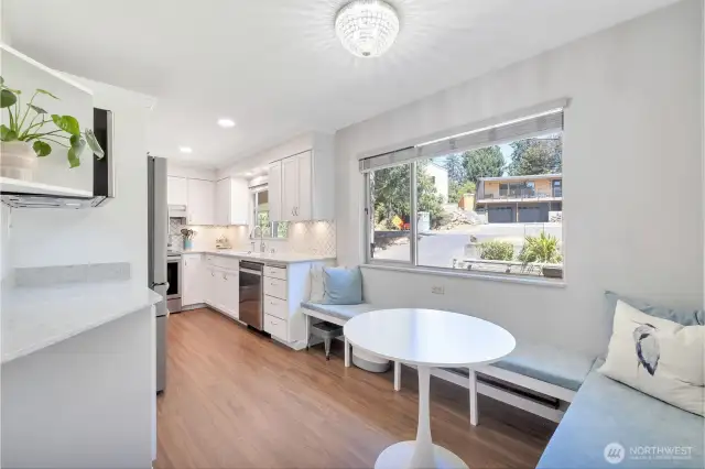 Kitchen eating area