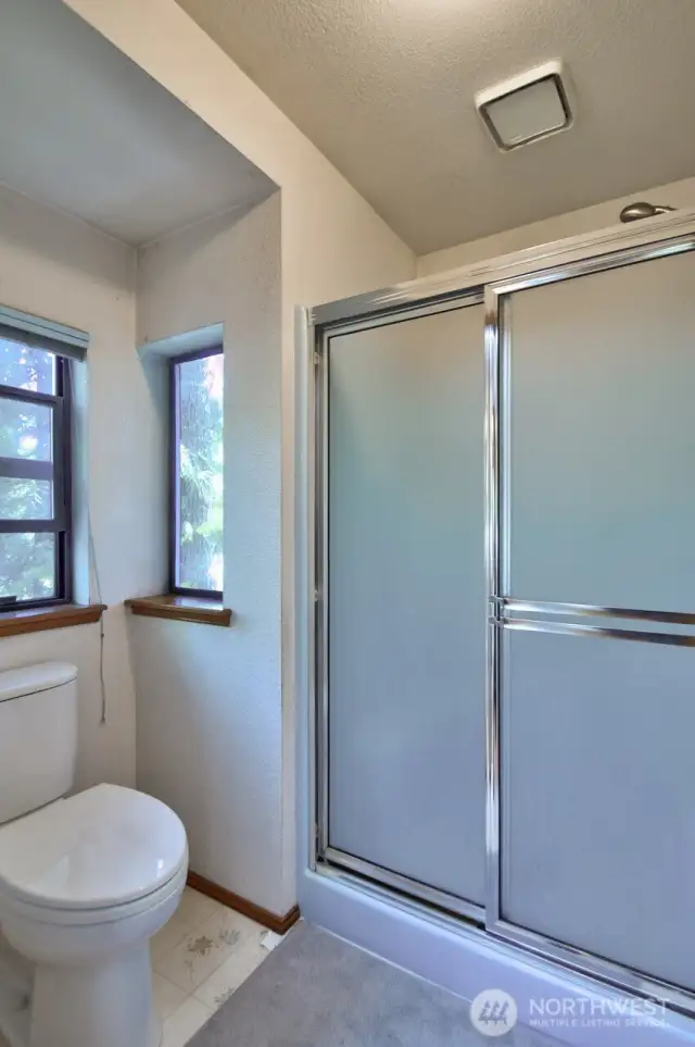 Primary bath.