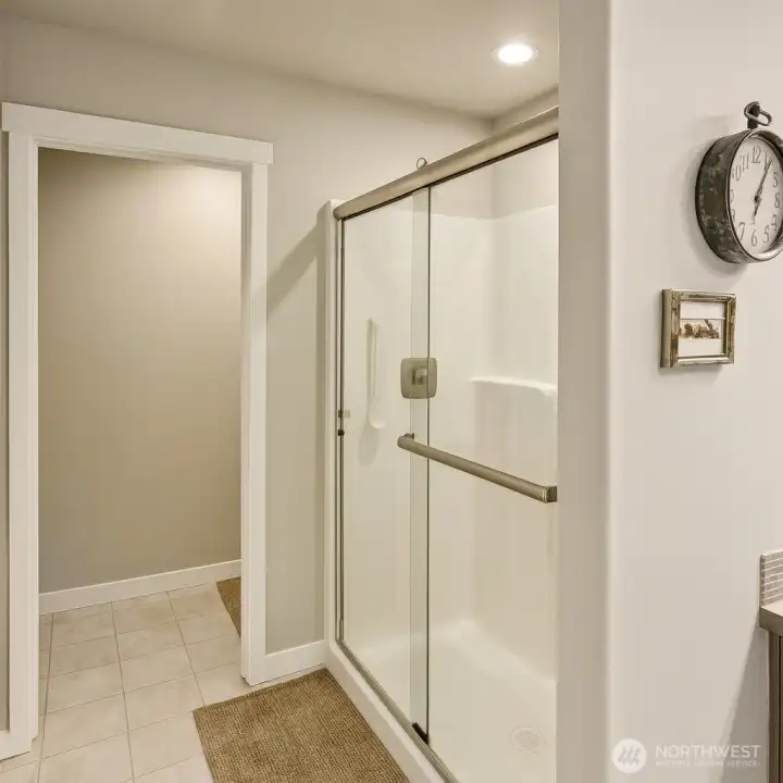 Ample shower in primary.