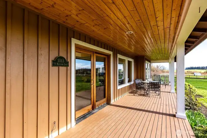 Back covered deck