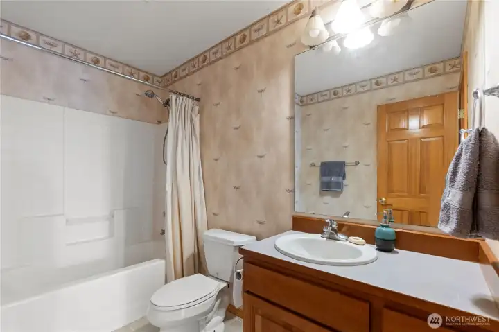 Main bathroom upstairs