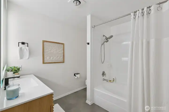 Primary Bathroom Bathtub and Shower