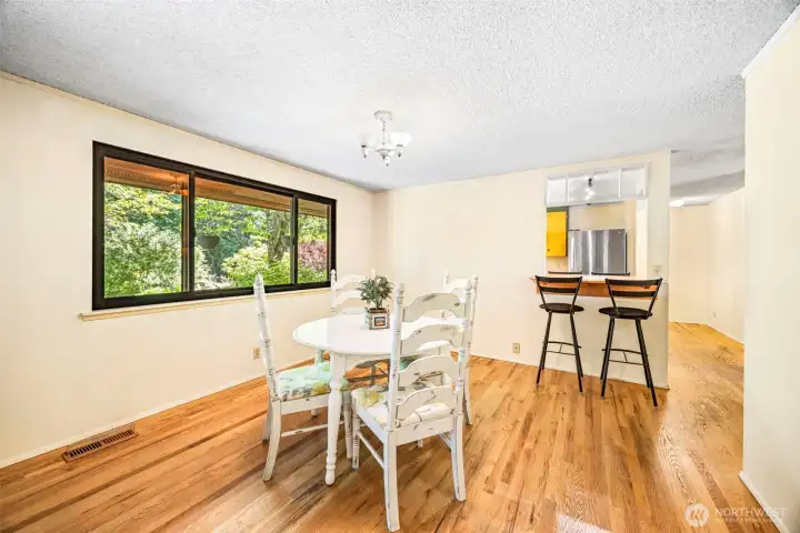 Breakfast nook off of entry