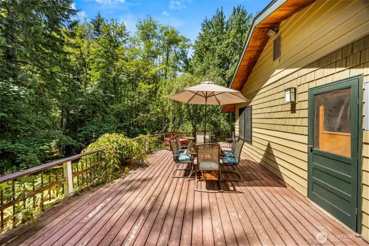 Very large deck