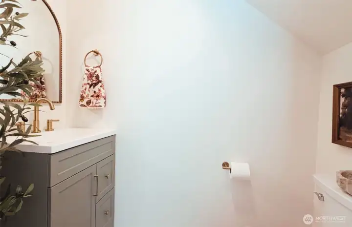 NEW Powder Room!