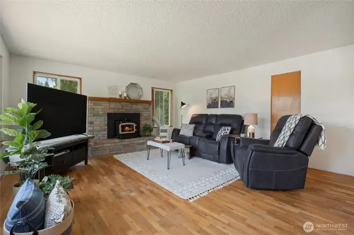 Fresh interior paint. Hardwoods were covered with carpeting for the last 40 years!