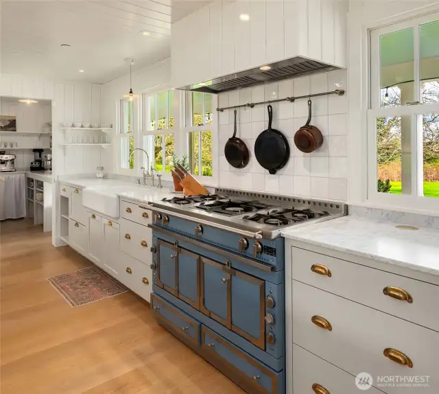 La Cornue “Le Chateau 120” gas range