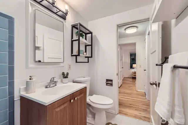 Another view of the main floor full bath.