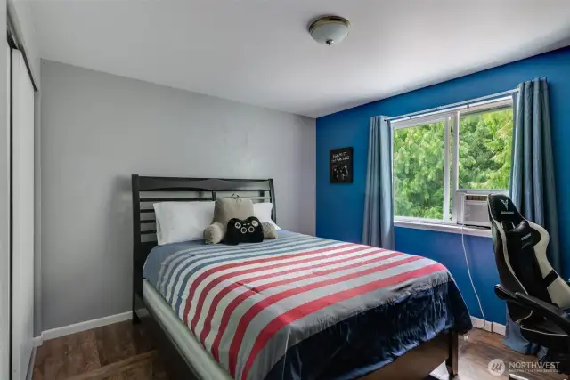 2nd bedroom upstairs