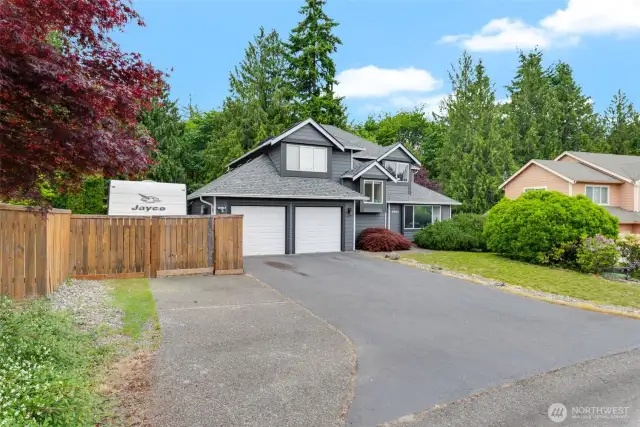 Front showing gated entry for RV.