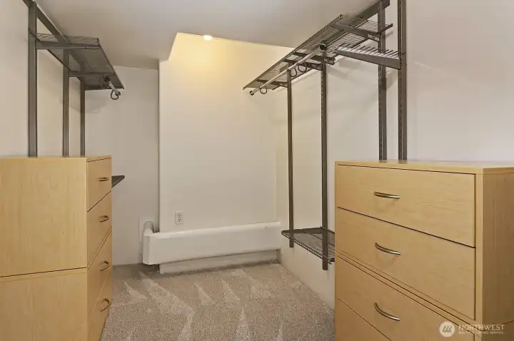Walk in closet