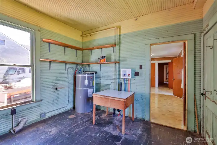 Laundry Off Kitchen West