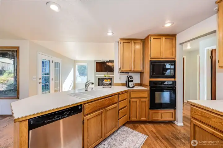 Kitchen has SO MUCH STORAGE!