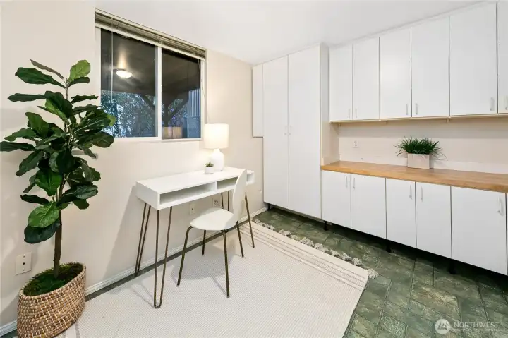 Finished office/den/flex is rough plumbed for bathroom