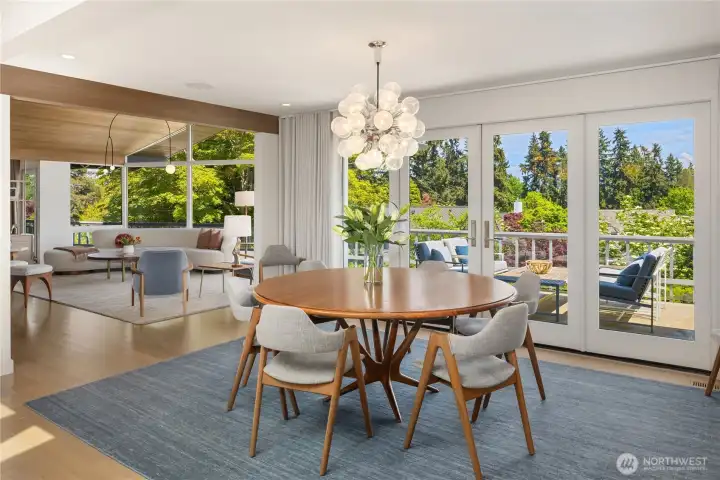 Dining room is addjacent to the living room. Dining room is addjacent to the living room.